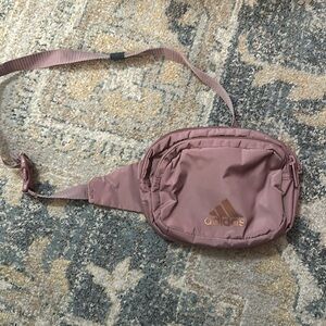 Women’s Adidas belt bag